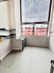 Blk 221 Kovan Green (Hougang), HDB Executive #590363861
